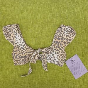 P2F Cheetah print bikini top NWT small